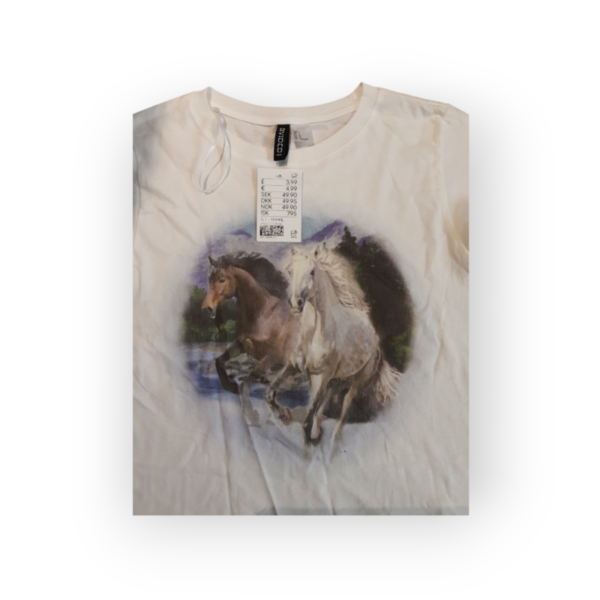 H & M L T-shirt Horse Print - Image 2